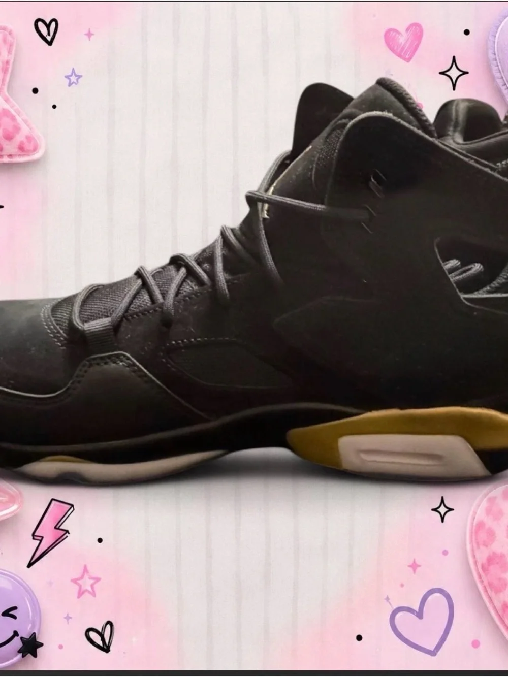 Jordan Flight Club ’91 in Black/Metallic Gold